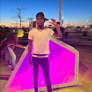 Meet your Posher, Torrey